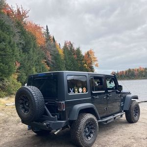 Meet your Posher, Wendy